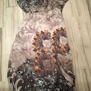 Dress , open shoulders